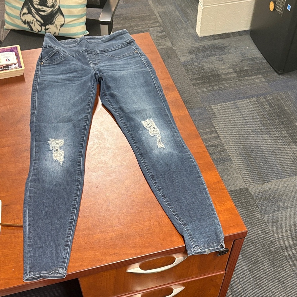 Rock & Republic Dark Blue Skinny Jeans